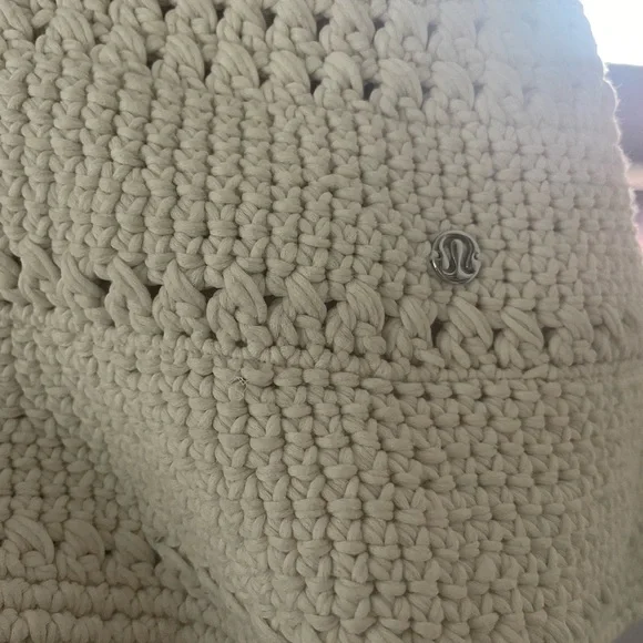 Lululemon Athletica Cream Crochet Bucket Hat☀️SOLD OUT🌴 - Picture 6 of 6